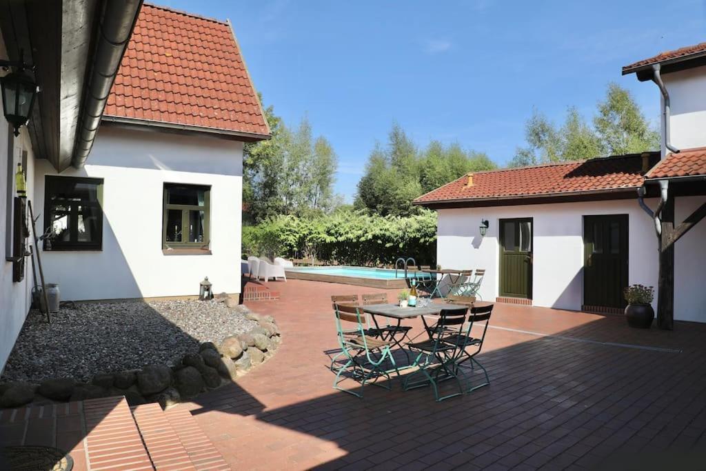 Fewo Gotland Mecklenburg Pool Alte Schule Barlin Dargun Exteriér fotografie